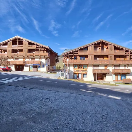 Familial Au Pied Des Pistes Avec Wifi - Fr-1-505-134 Notre-Dame-de-Bellecombe