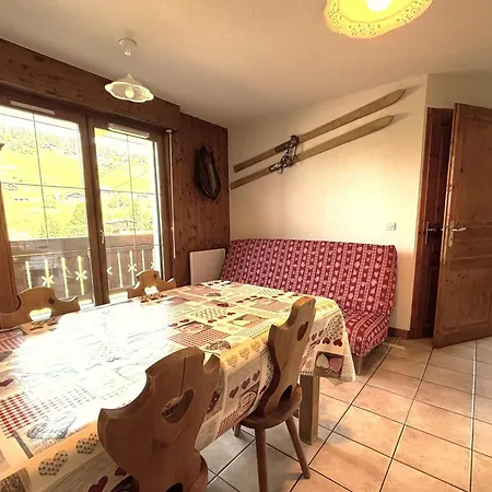 Familial Au Pied Des Pistes Avec Wifi - Fr-1-505-134 Notre-Dame-de-Bellecombe