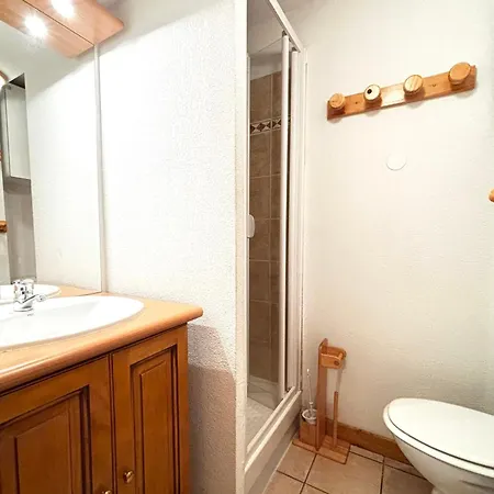 Cosy Au Pied Des Pistes Avec Wifi Et Parking Prive - Fr-1-505-134