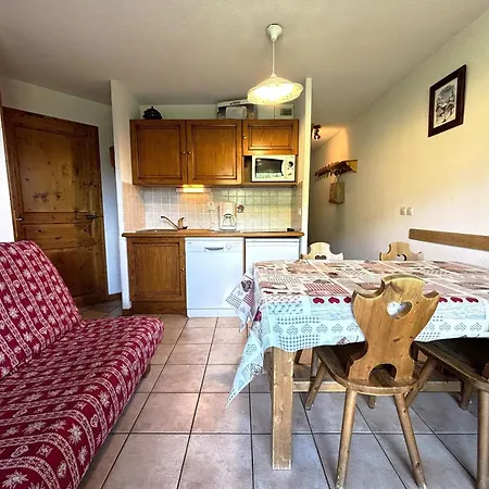 Cosy Au Pied Des Pistes Avec Wifi Et Parking Prive - Fr-1-505-134 公寓